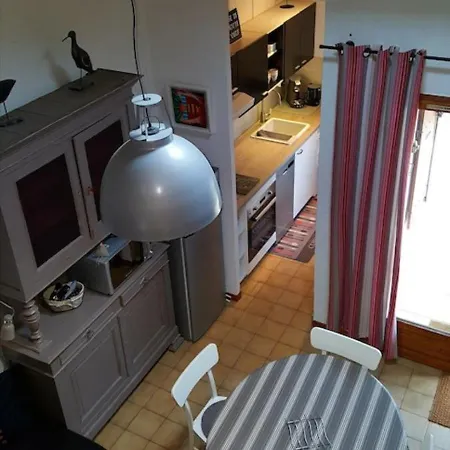 Maison Mitoyenne 700m De La Parking Prive בית נופש