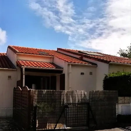 Maison Mitoyenne 700m De La Parking Prive בית נופש סן-ז'ורז'-דה-דידון